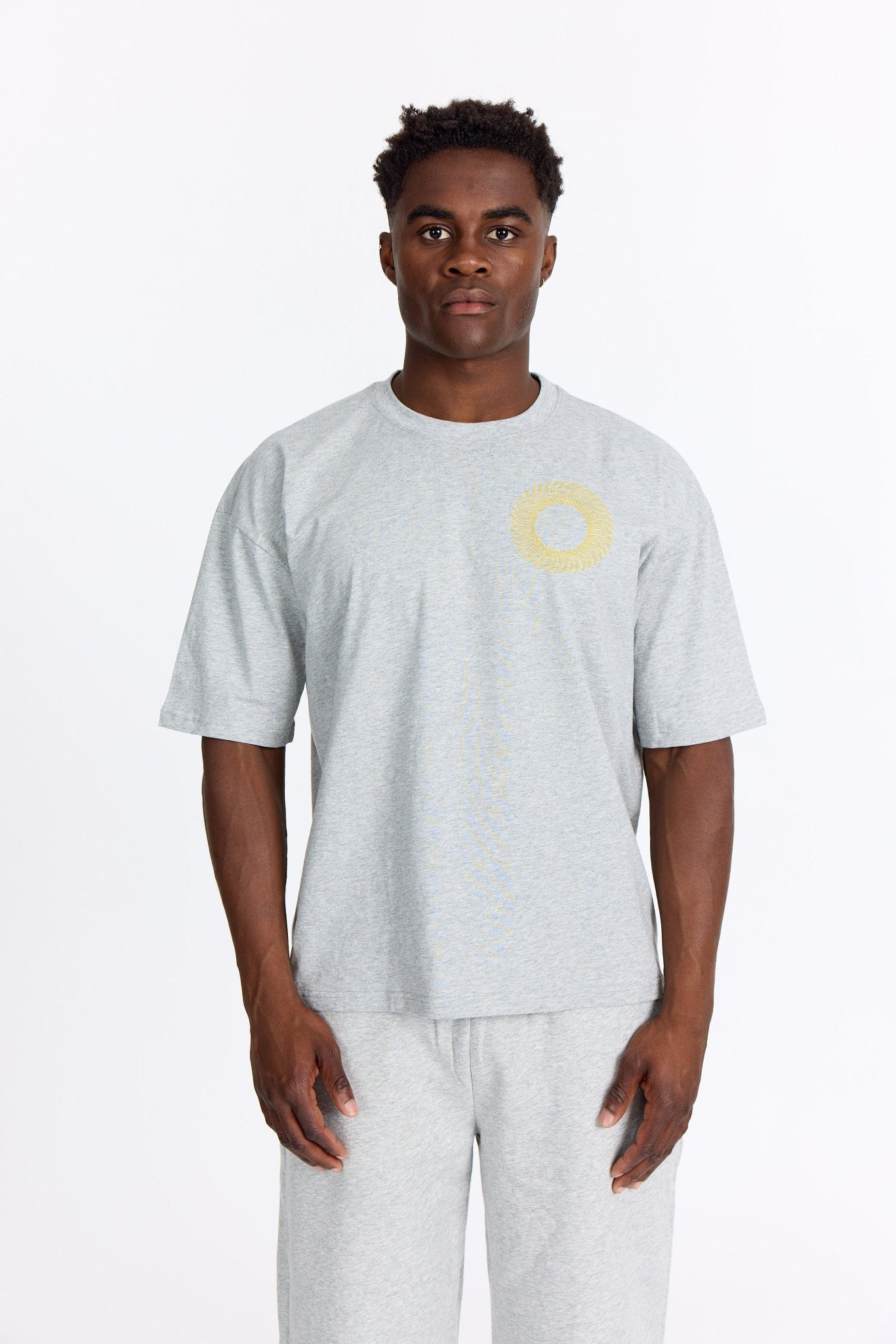 Grå Oversized Tee - Sweatshop - Gul - Alyvh
