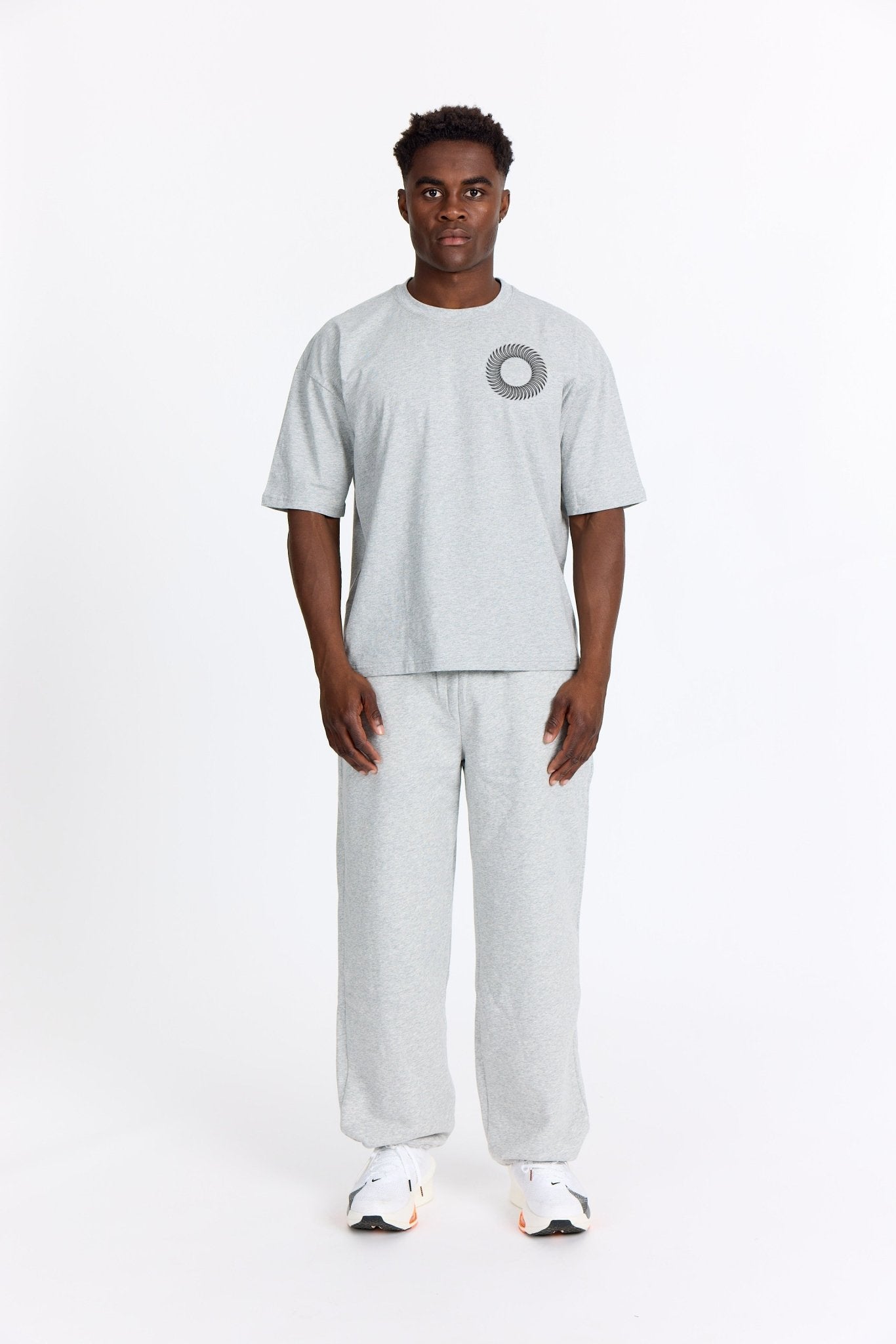 Grå Oversized Tee - Sweatshop - Mørkegrå - Alyvh
