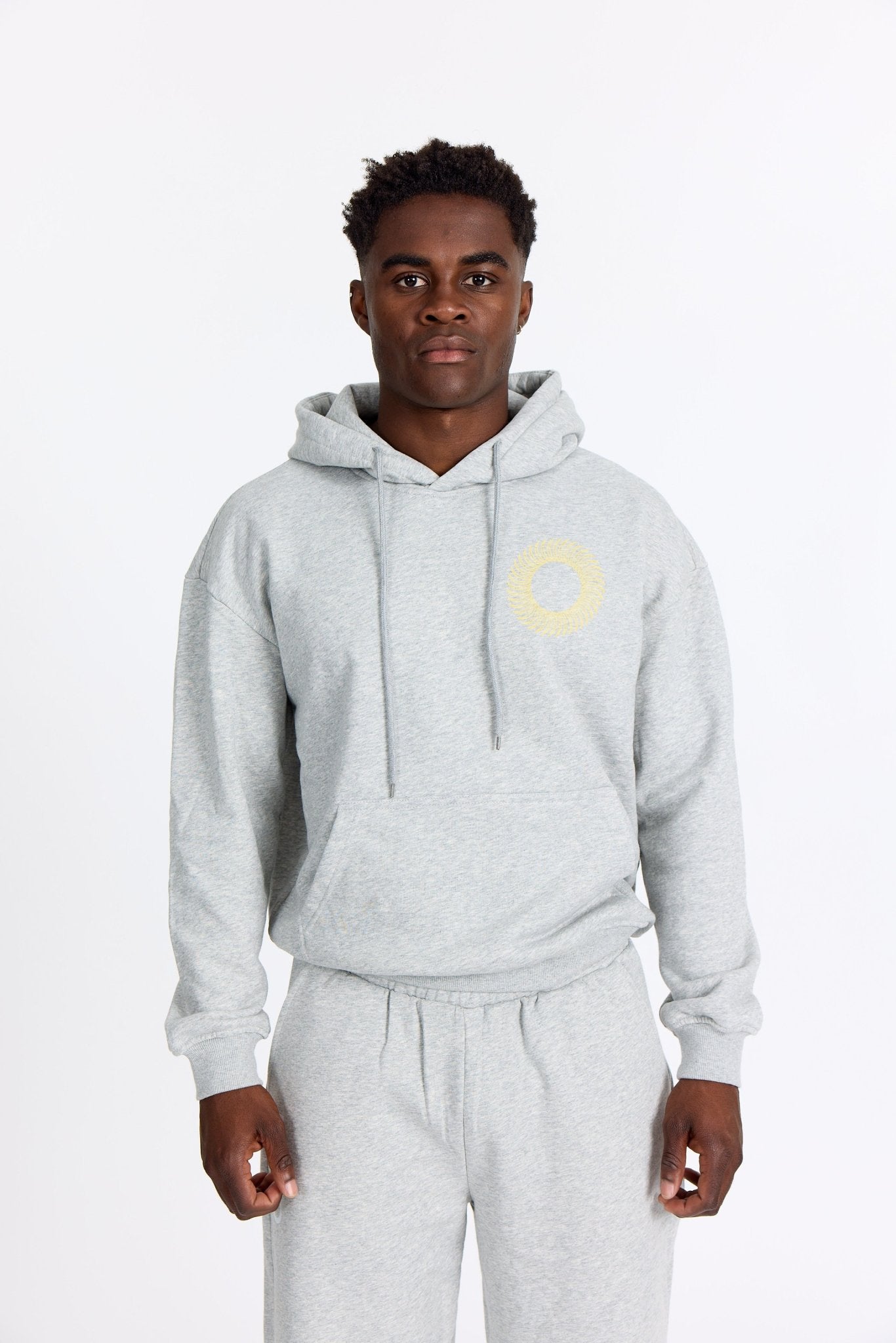 Grå Sweatshop Hoodie - Gul - Alyvh