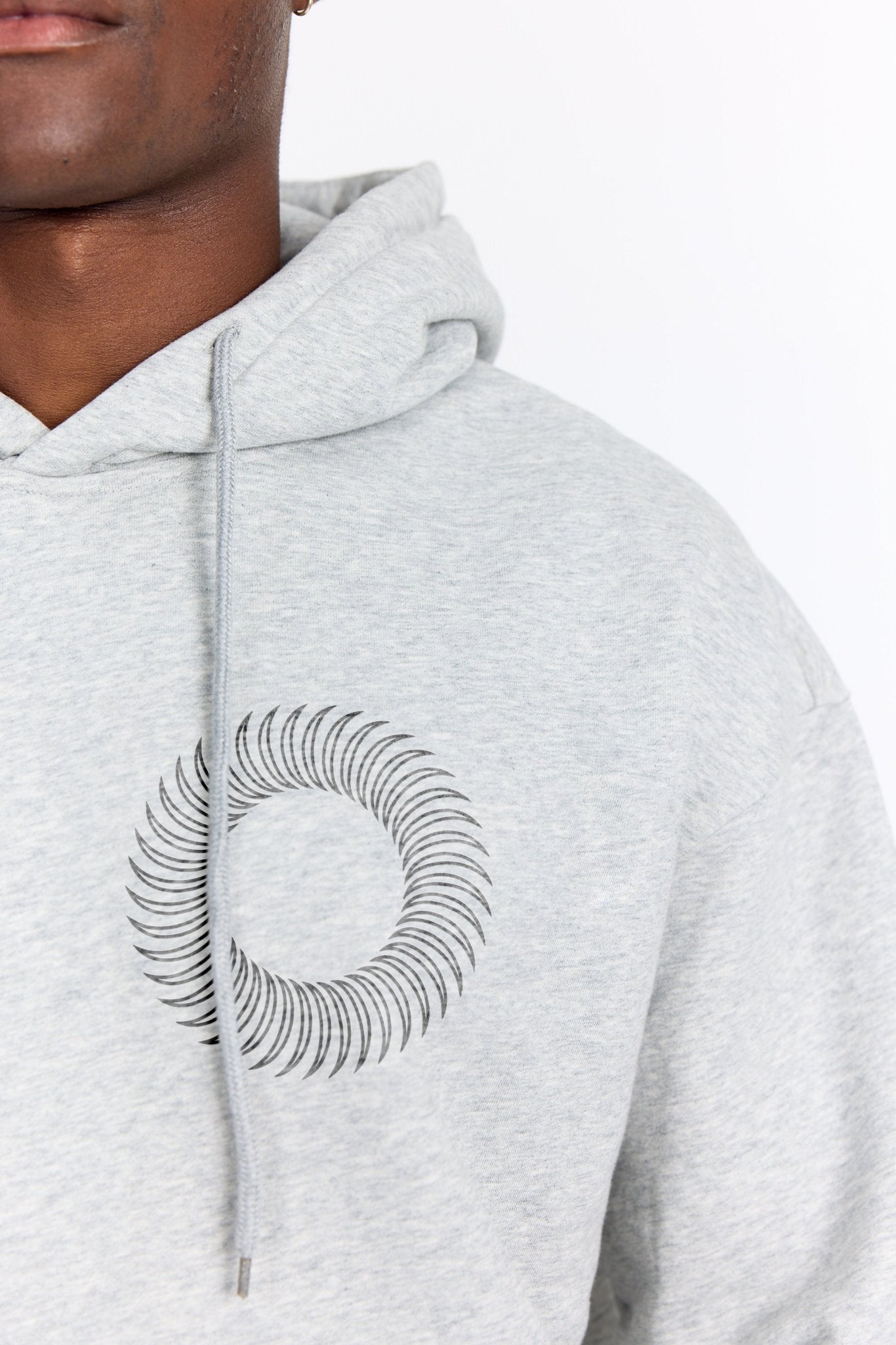 Grå Sweatshop Hoodie - Mørkegrå. - Alyvh