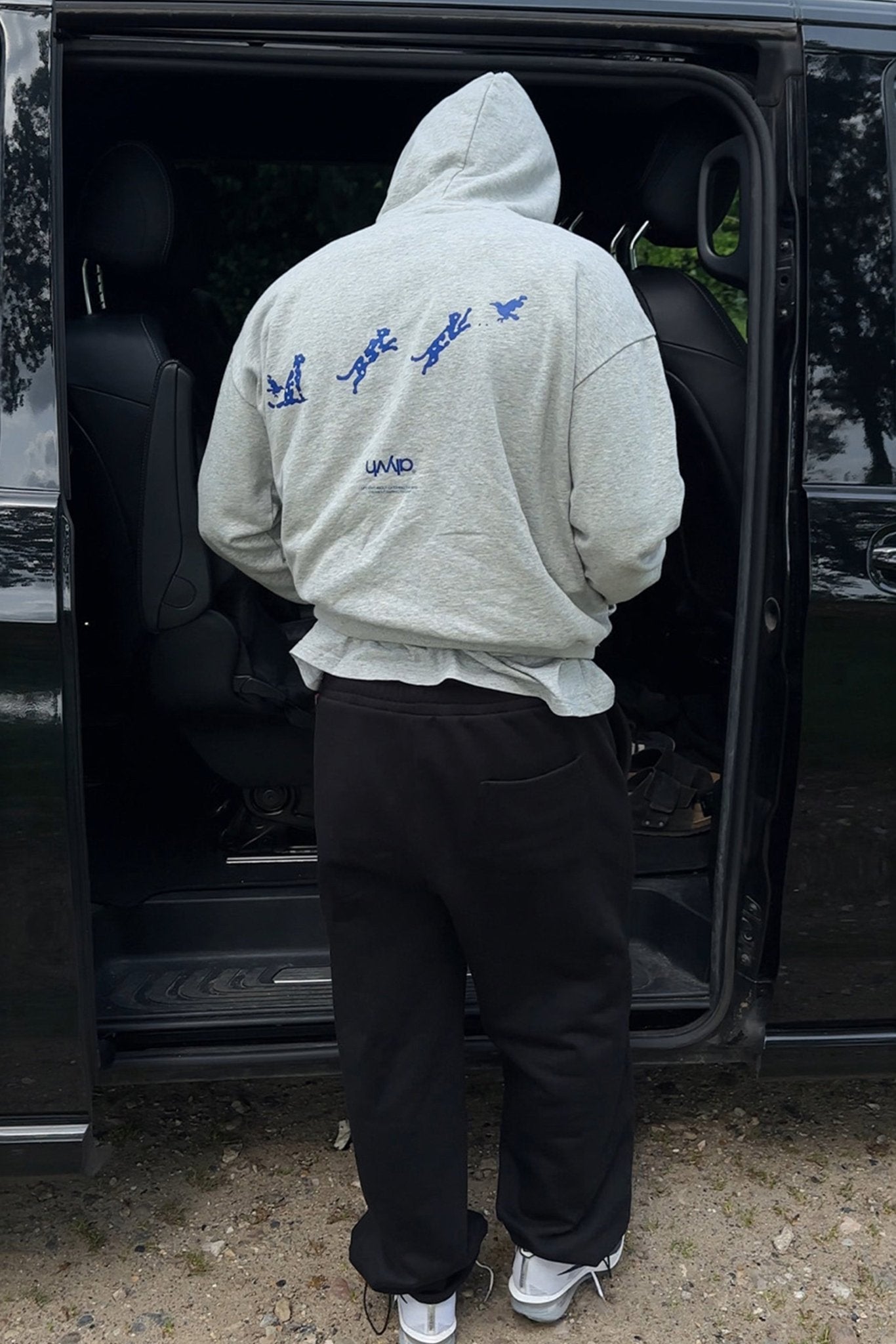 Hoodie - Grå - Daring the leap - Alyvh