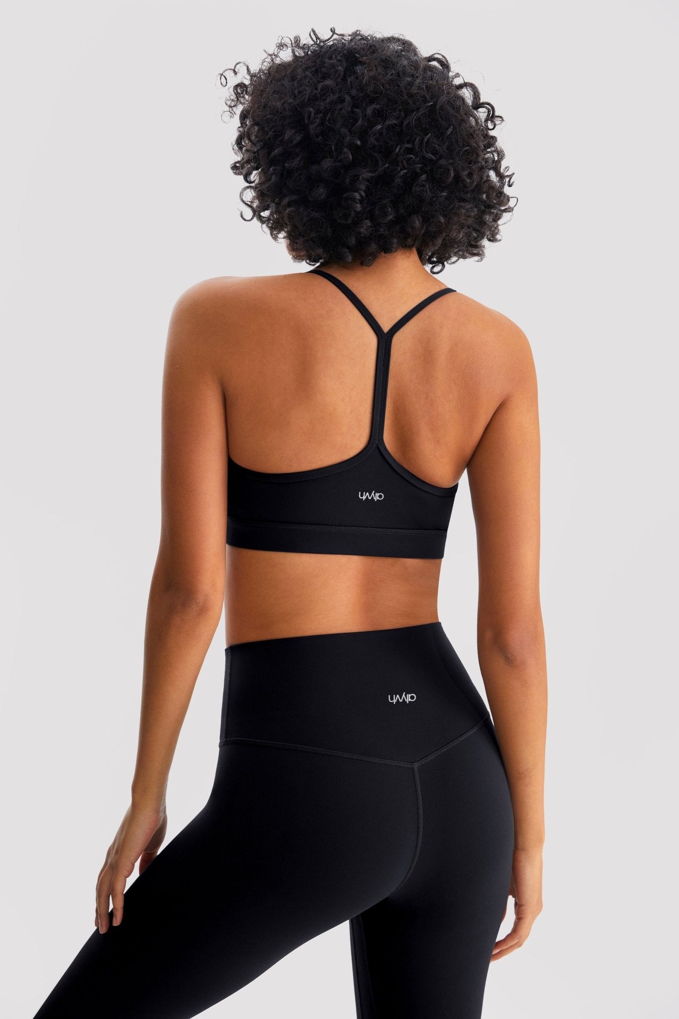 Lux Sculpt Sports Bra - Black - Alyvh